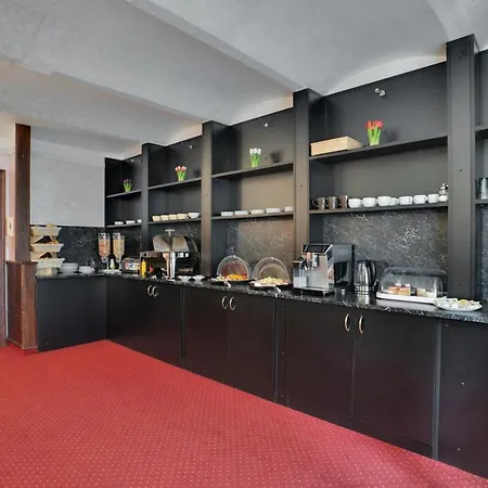 ホテル Aphrodite 4*