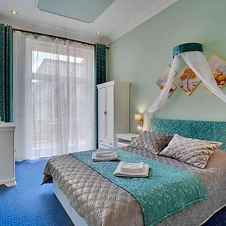 Отель Aphrodite 4*