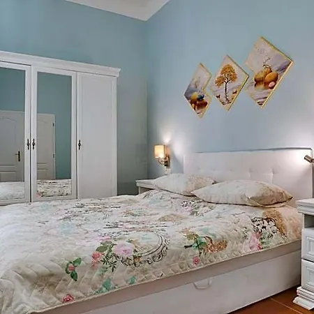 Отель Aphrodite 4*